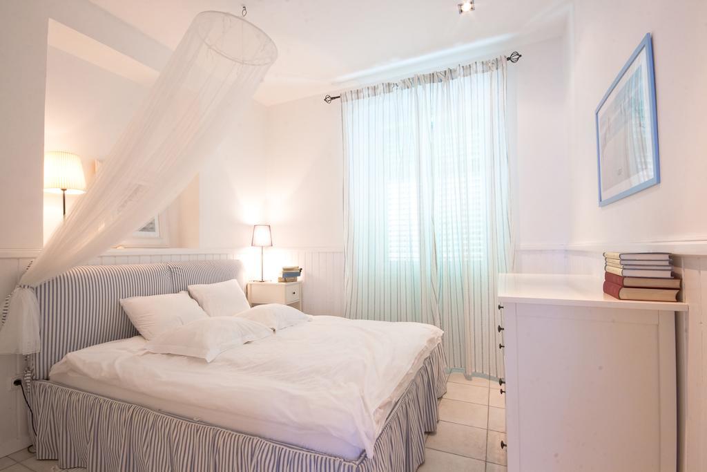 Pavi Apartments Vila Amalia Silo  Room photo